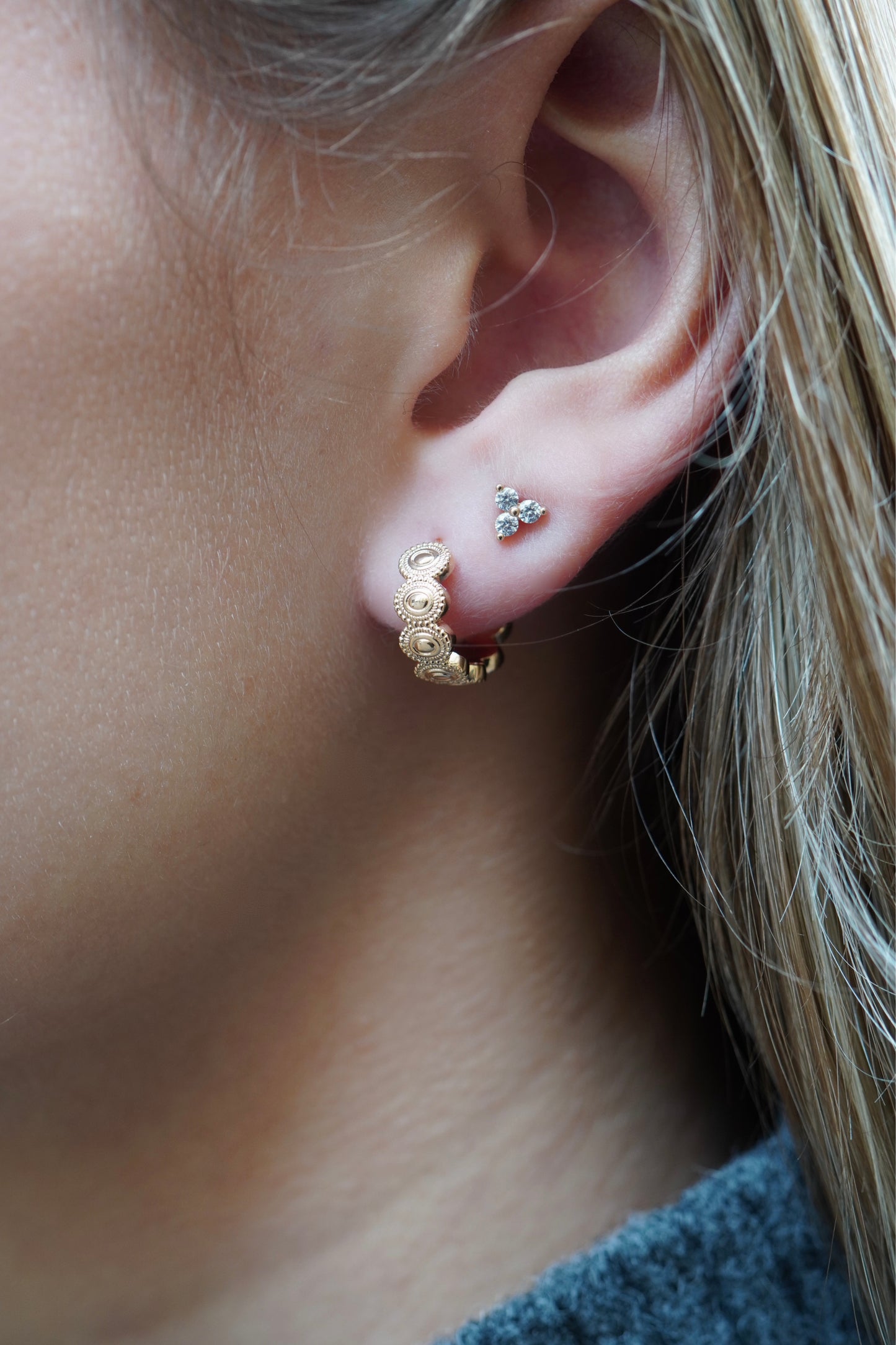 Boucles d'oreilles Julia Unies