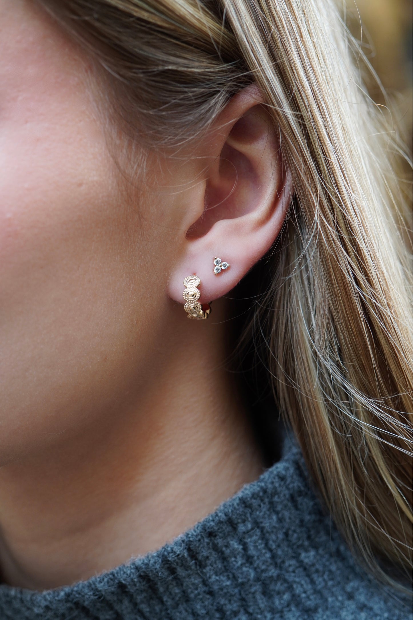 Boucles d'oreilles Julia Unies