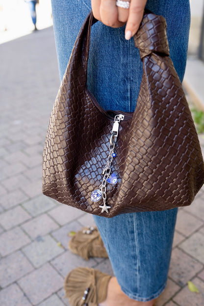 Bijoux de sac argentés